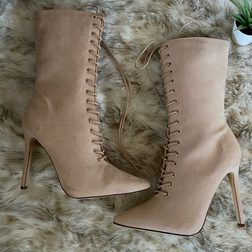 New boots 👢 💞